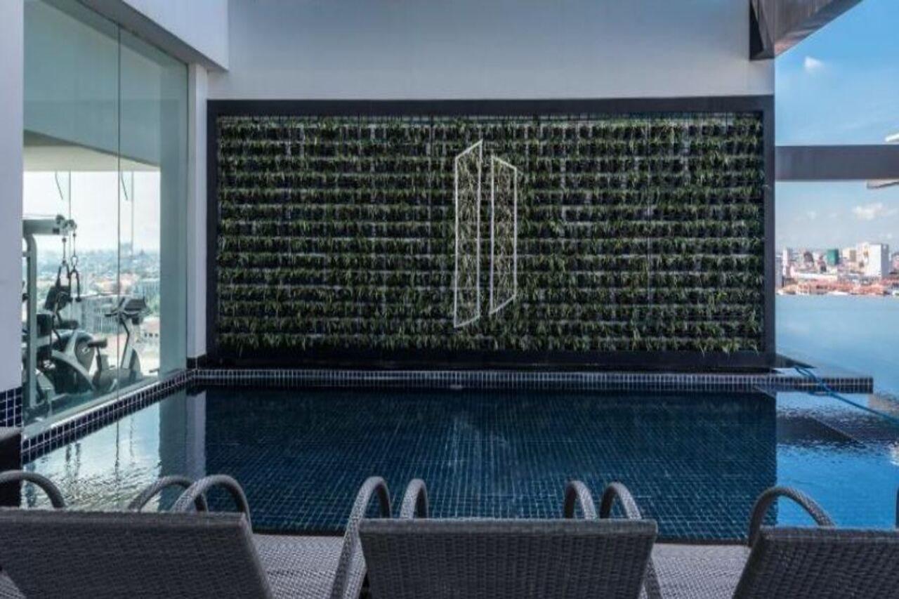 Naki Suites @ Silvertown Phnom Penh Zewnętrze zdjęcie