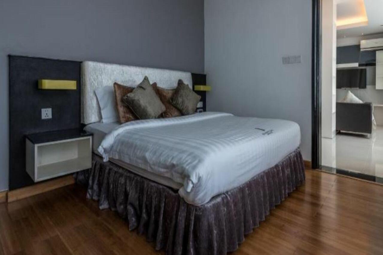 Naki Suites @ Silvertown Phnom Penh Zewnętrze zdjęcie