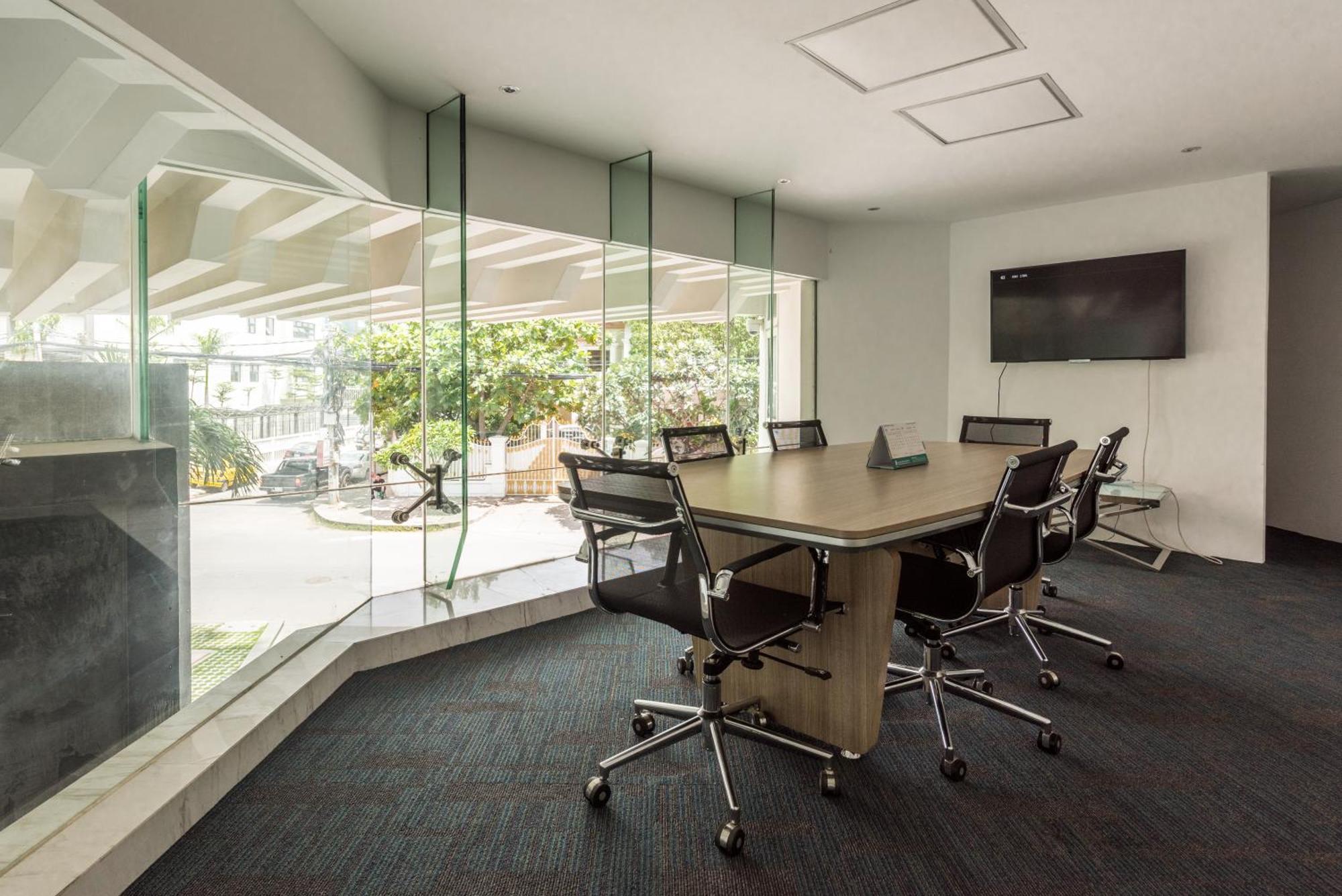 Naki Suites @ Silvertown Phnom Penh Zewnętrze zdjęcie
